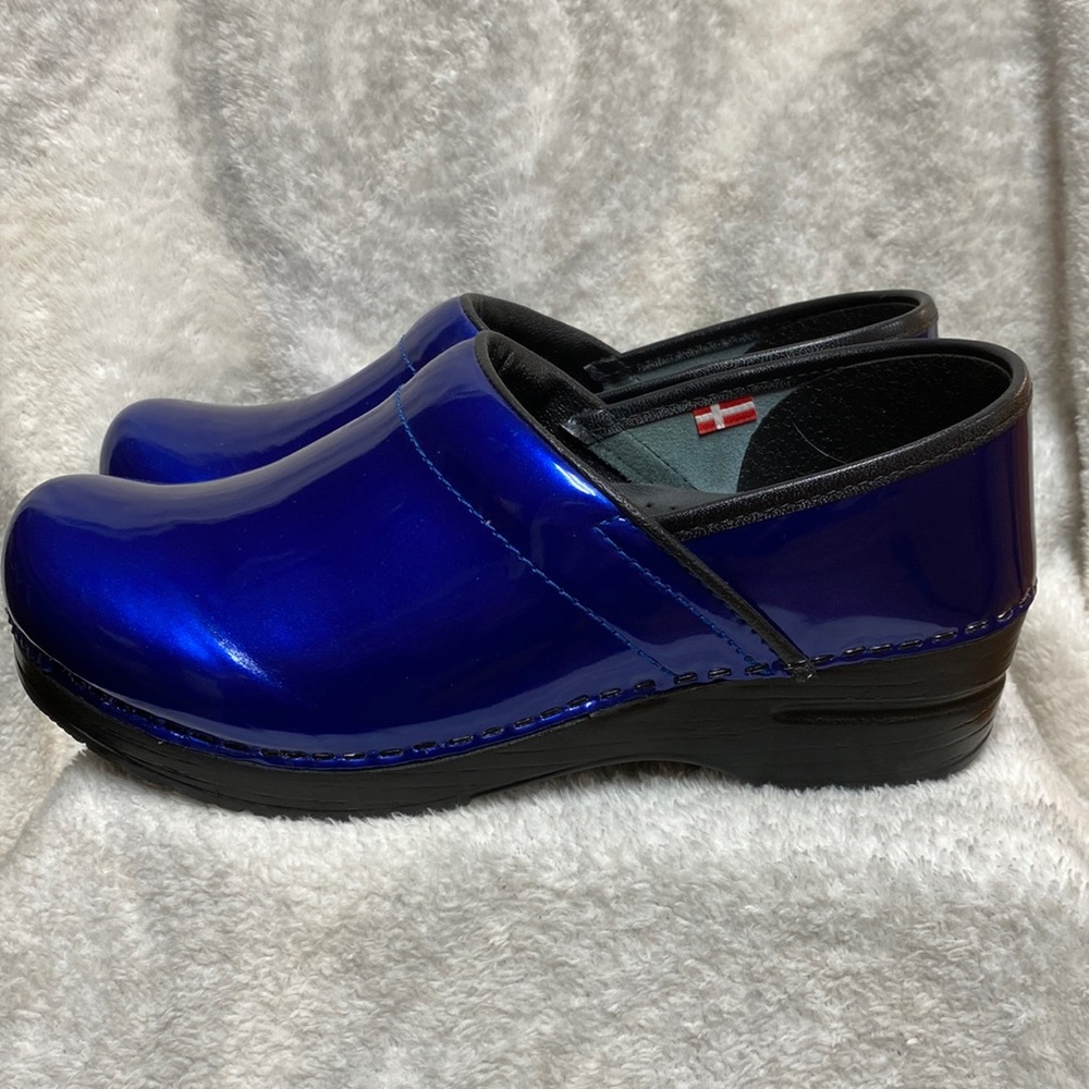 Sanita ‘Professional Patent’ Closed Clogs